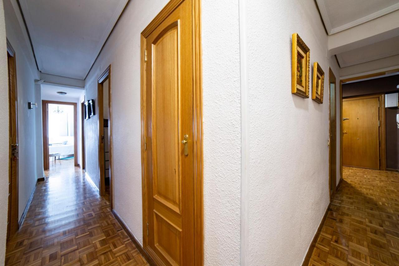 Awesome apartment center Valencia Exterior foto