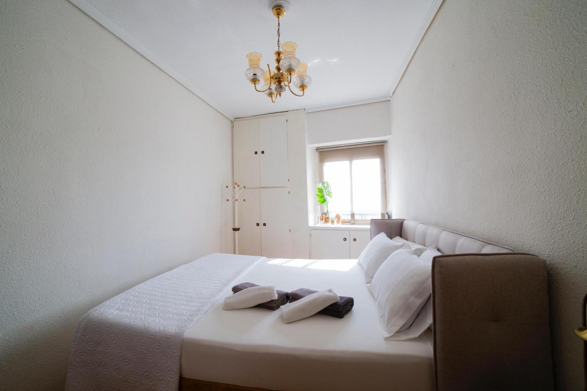 Awesome apartment center Valencia Exterior foto